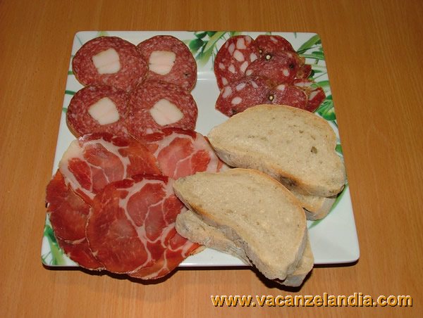 antipasto_salumi_umbri