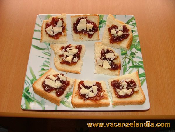 pane_confettura_fichi_formaggio_fossa