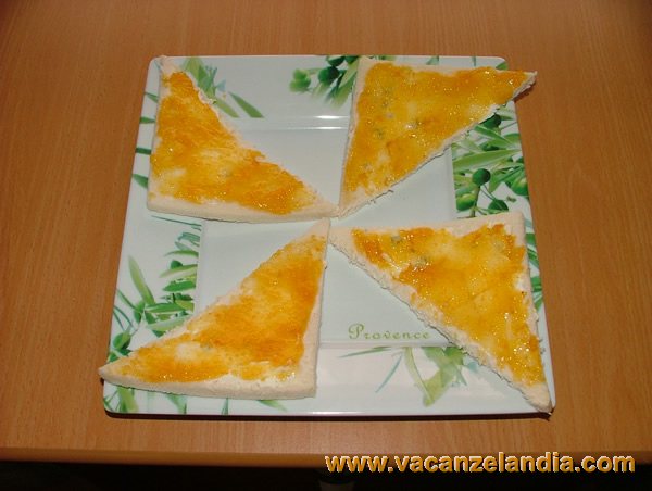 tartine_gorgonzola_mascarpone_salsa_senapata_clementine