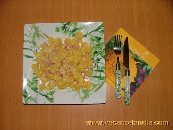 farfalle_gorgonzola_prosciutto_cotto