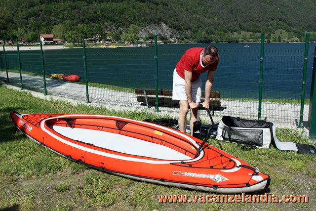 montaggio kayak gonfiabile 04
