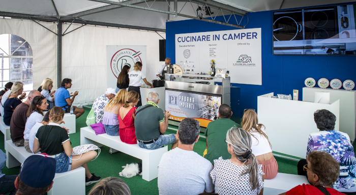 sdc 2023 cucinare in camper web 700