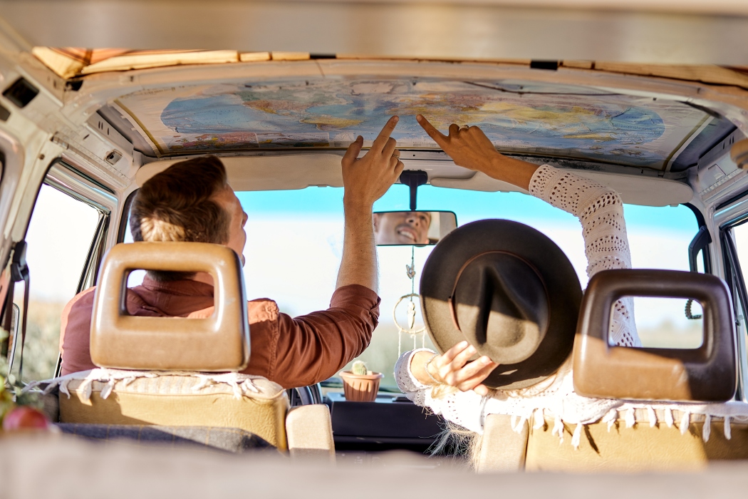 viaggio in camper AdobeStock 481907107