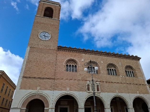 fano palazzo podesta