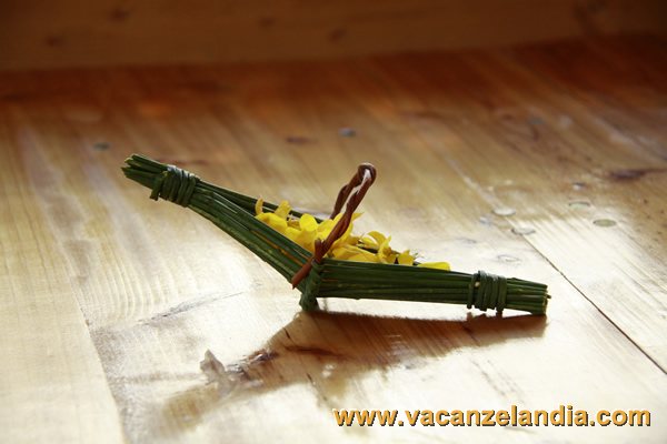 marche_cantiano_raduno_camping_ginestre_catria_corso_intrecciatura_cestini_realizzazione_barchette_10