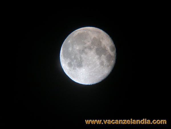 marche_cantiano_raduno_camping_ginestre_catria_luna_da_telescopio_22