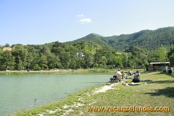 marche_cantiano_raduno_camping_ginestre_catria_pesca_sportiva_laghetto_pontericcioli_18