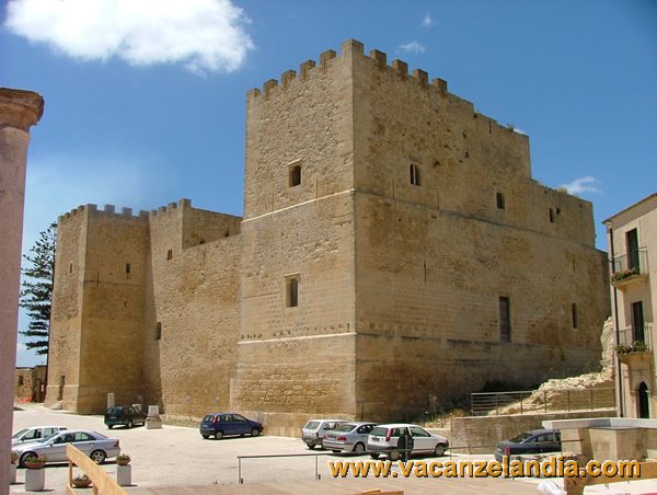 075   sicilia   salemi   castello normanno